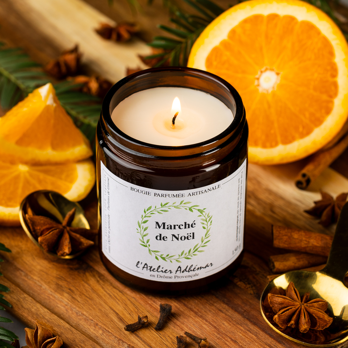 Bougie parfumée artisanale Marché de Noël L'Atelier Adhémar