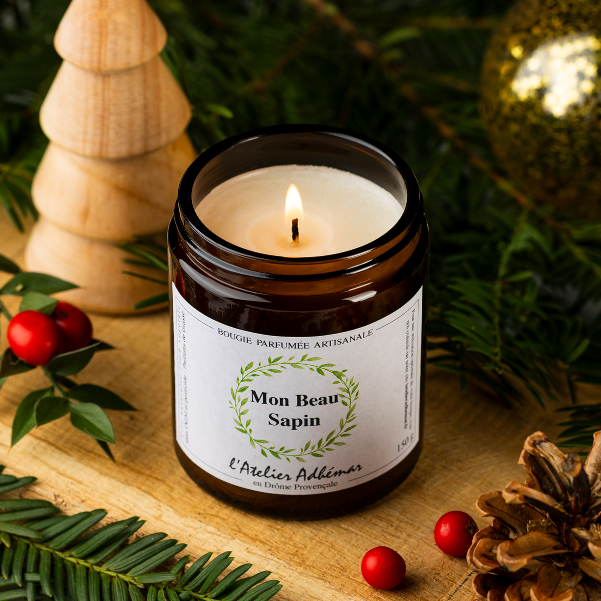 Bougie parfumée artisanale Mon Beau Sapin L'Atelier Adhémar