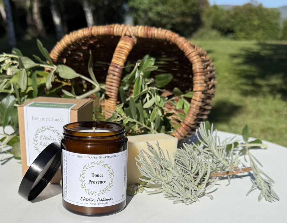 Bougie parfumée artisanale Douce Provence L'Atelier Adhémar #1