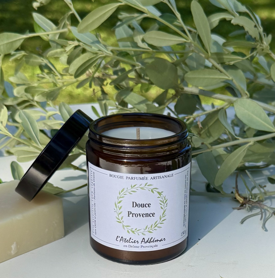 Bougie parfumée artisanale Douce Provence l'Atelier Adhémar